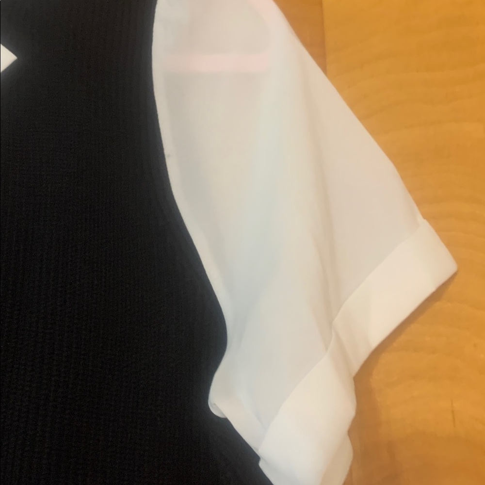 Black Knit Collared vest with White Collar(spare room) - Picture 2 of 5
